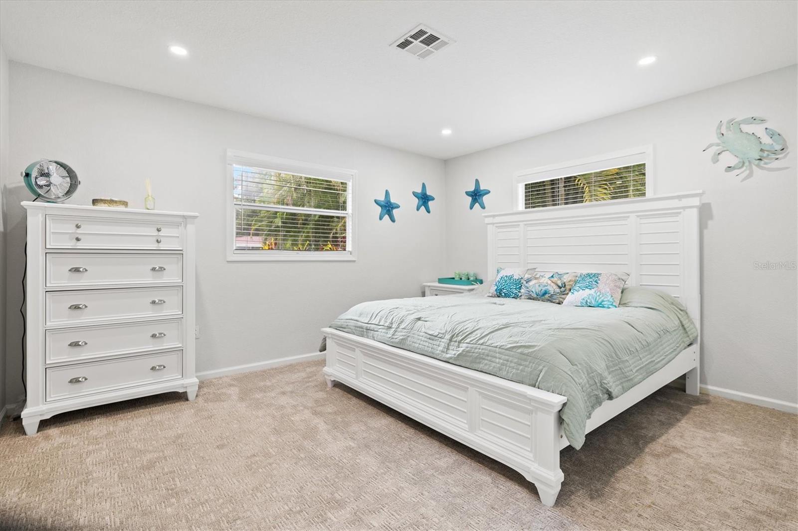 THOMPSON SUB - Residential Lease