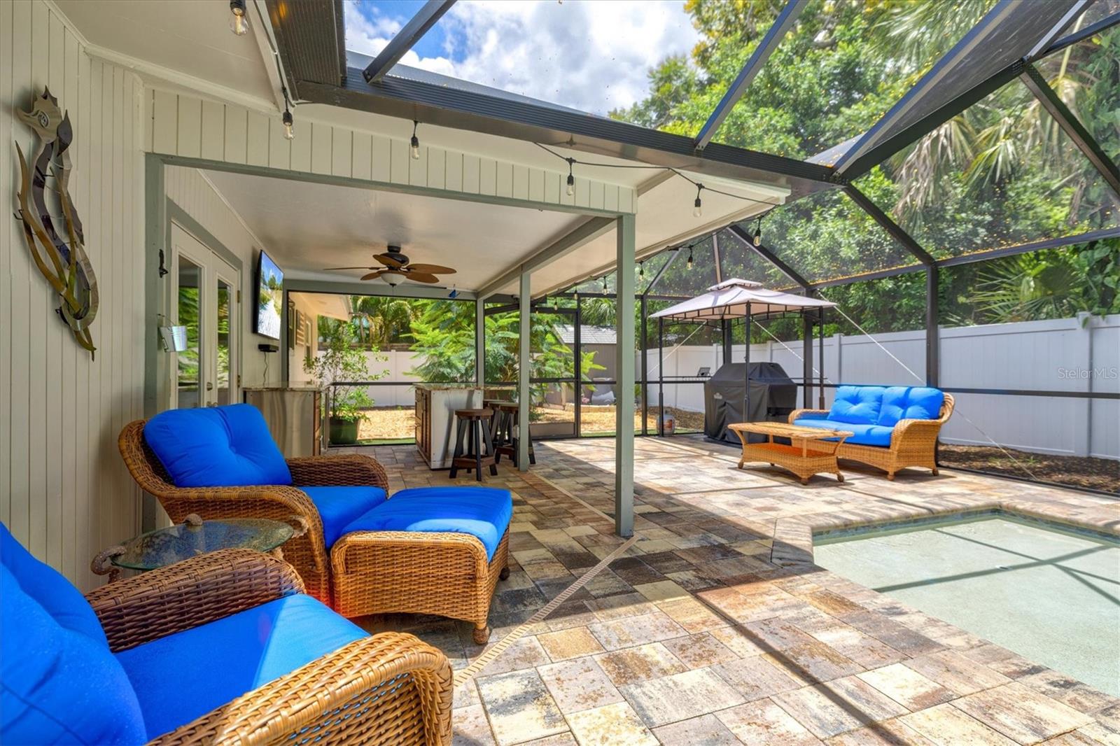 THOMPSON SUB - Residential Lease