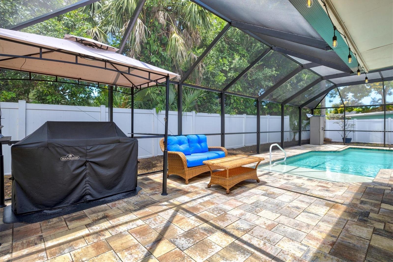 THOMPSON SUB - Residential Lease