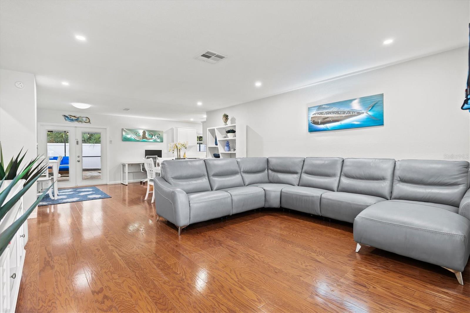 THOMPSON SUB - Residential Lease