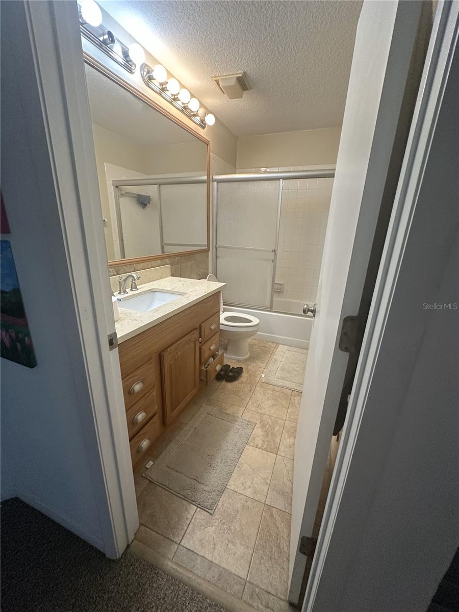 10402 ASHLEY OAKS DRIVE