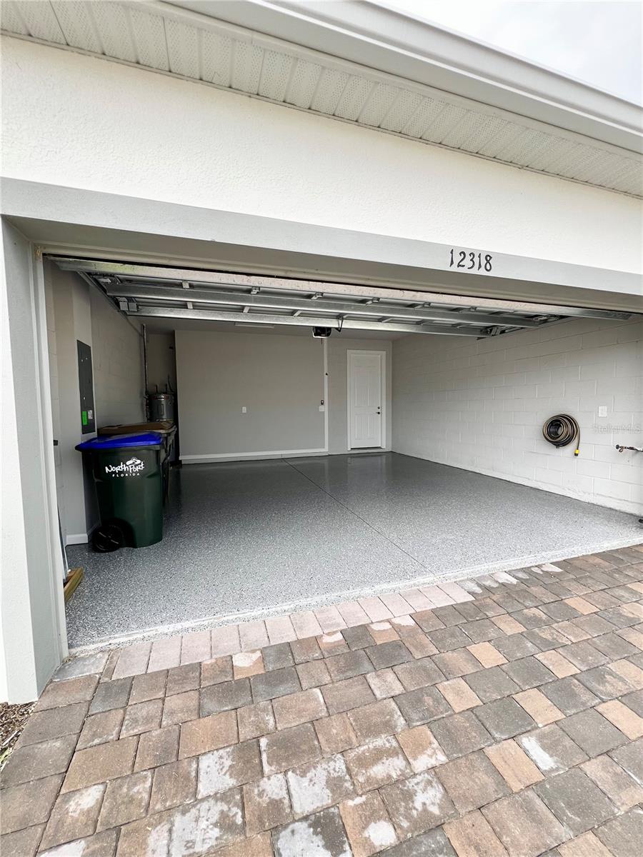 SUNSTONE VLG F5 PH 2 - Residential Lease