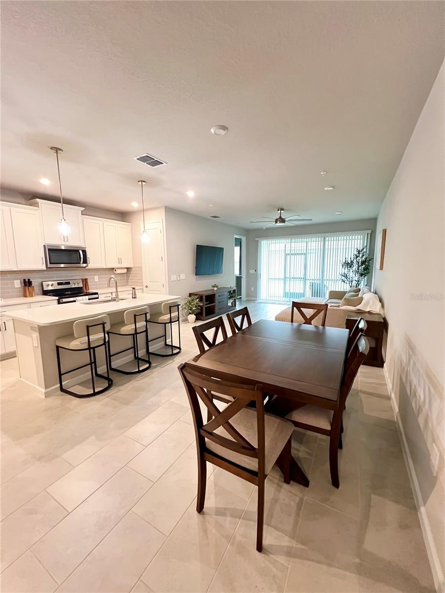 SUNSTONE VLG F5 PH 2 - Residential Lease