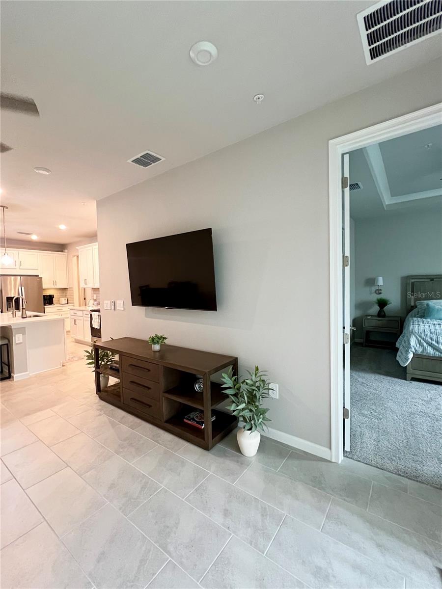 SUNSTONE VLG F5 PH 2 - Residential Lease