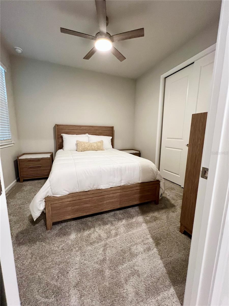 SUNSTONE VLG F5 PH 2 - Residential Lease