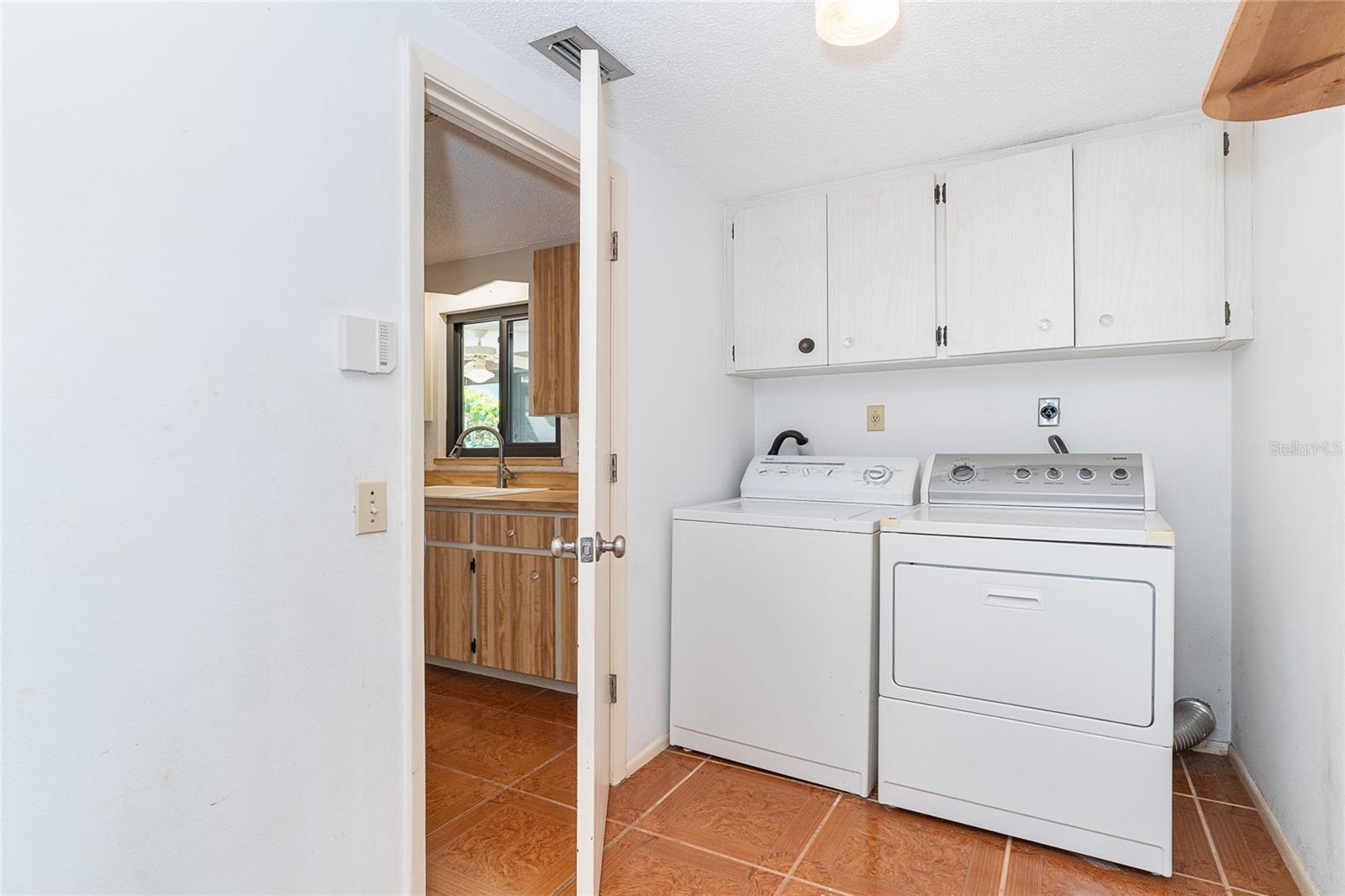 HIGH POINT ESTATE - Residential