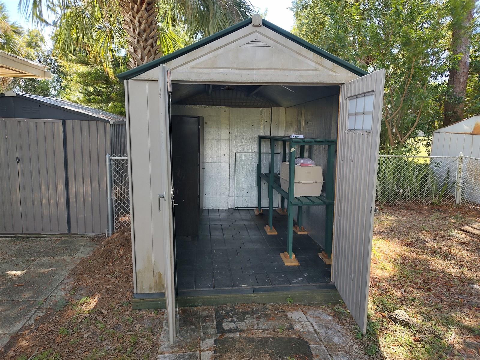 SILVER LAKE PARK - Residential