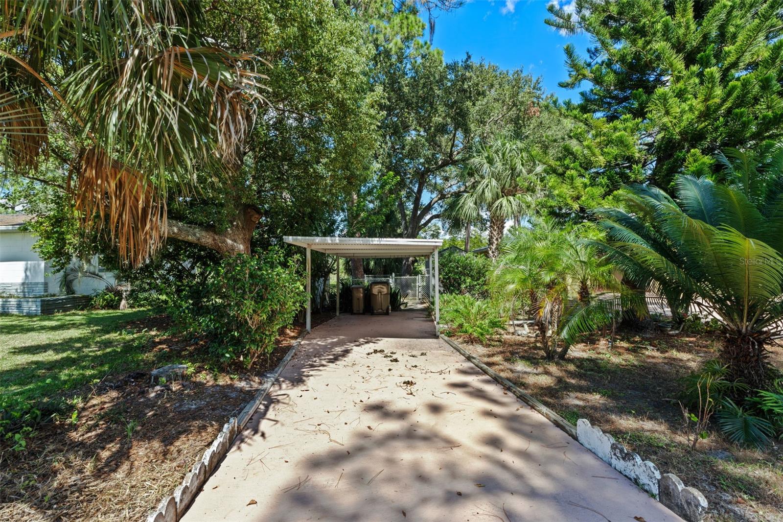 SILVER LAKE PARK - Residential