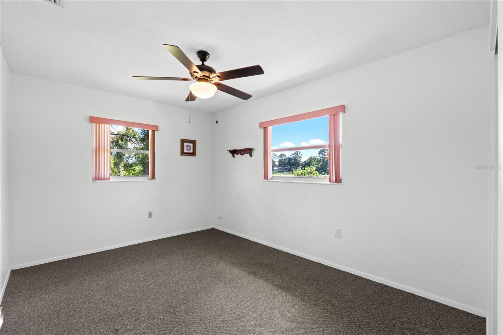 SILVER LAKE PARK - Residential