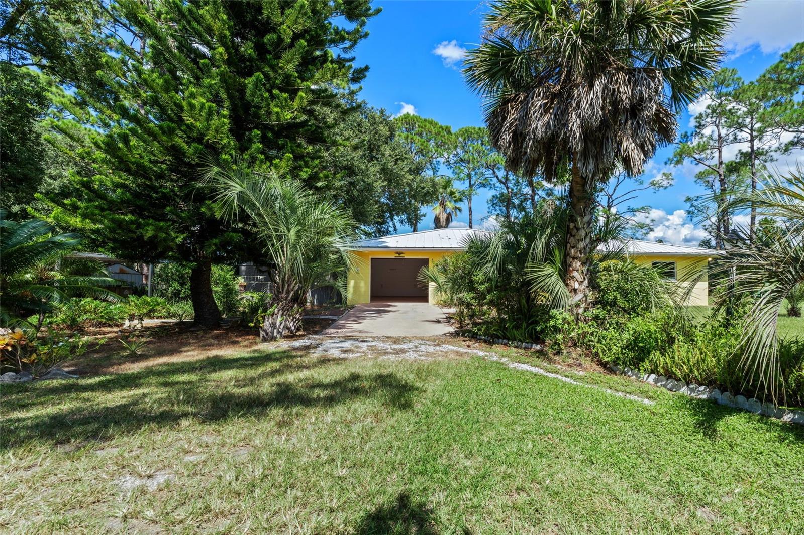 SILVER LAKE PARK - Residential