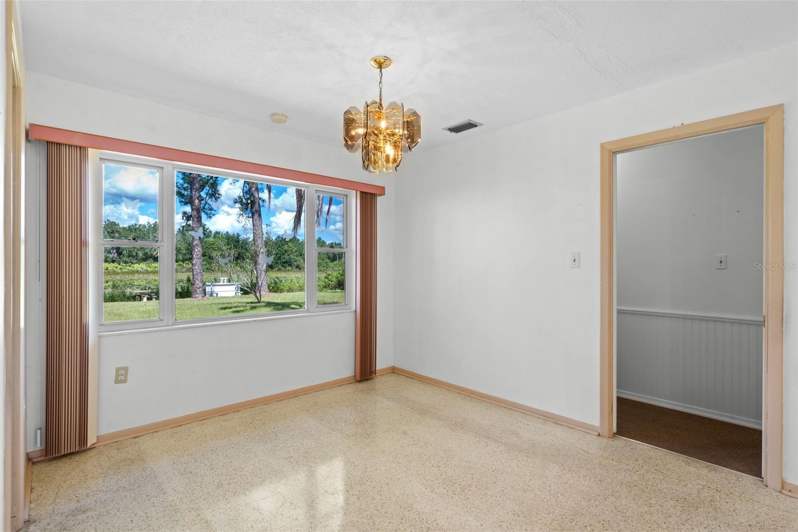 SILVER LAKE PARK - Residential