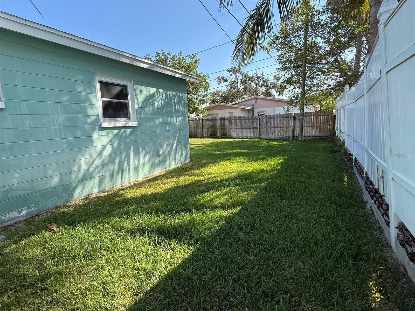 SHOREACRES CENTER - Residential