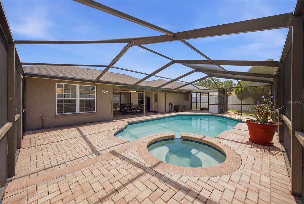 Photo of 5113 Pennsbury Drive, Tampa, FL 33624 (MLS # TB8521488)