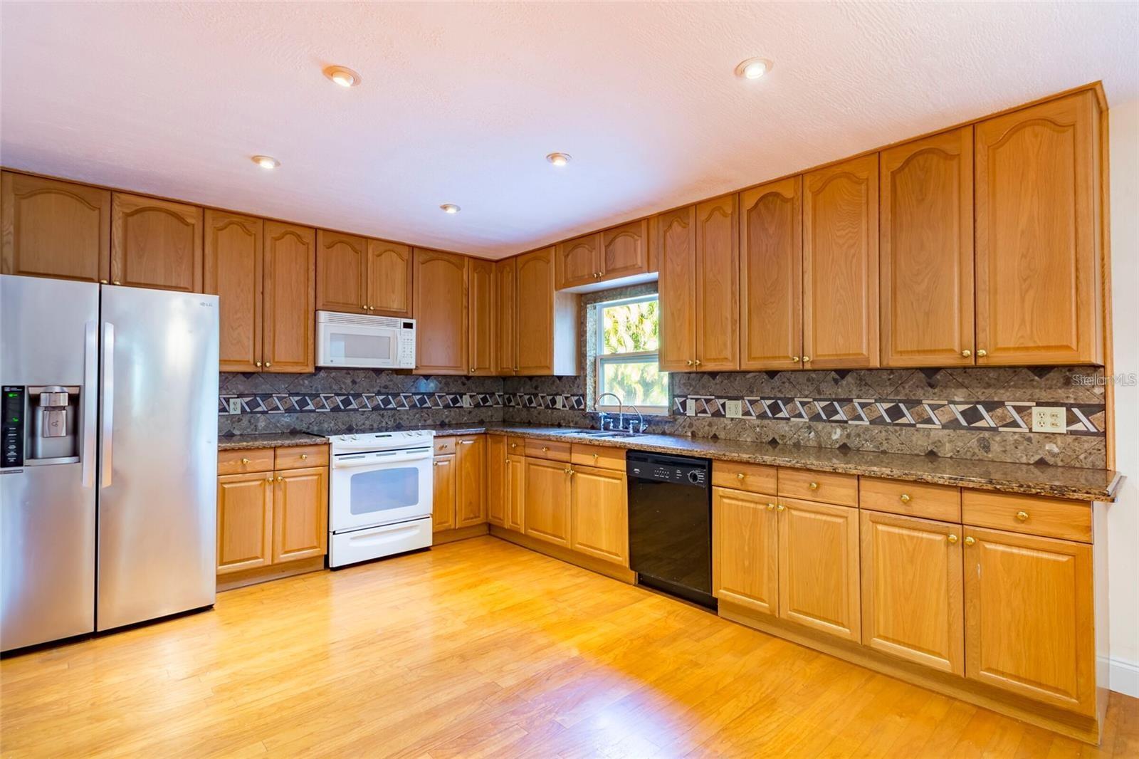 TANGLEWOOD EAST - Residential