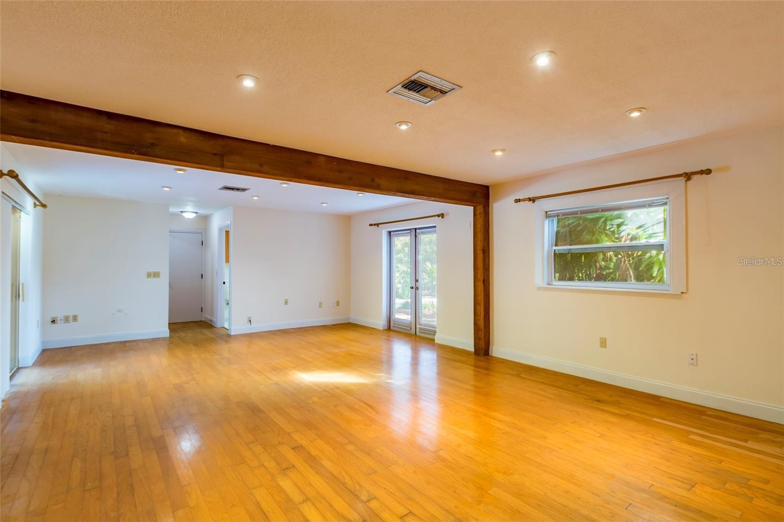 TANGLEWOOD EAST - Residential