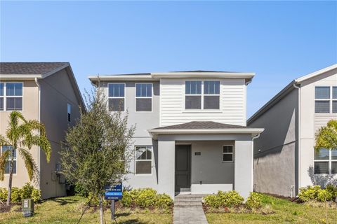 Photo of 1723 Crowncrest Drive, Apopka, FL 32703 (MLS # O6380381)