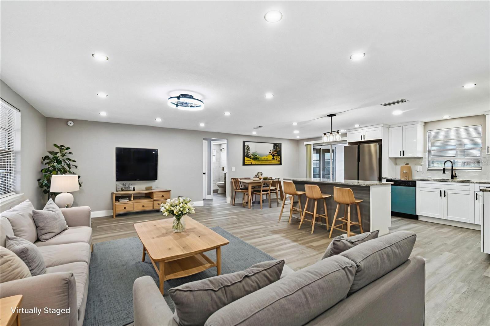 TAHITIAN HOMES - Residential