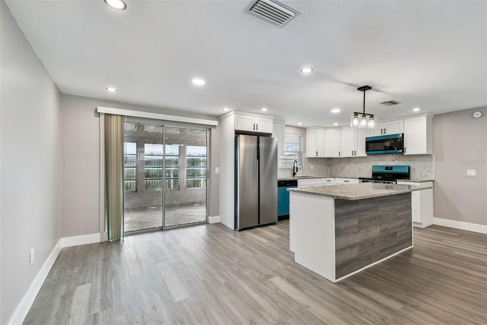 TAHITIAN HOMES - Residential