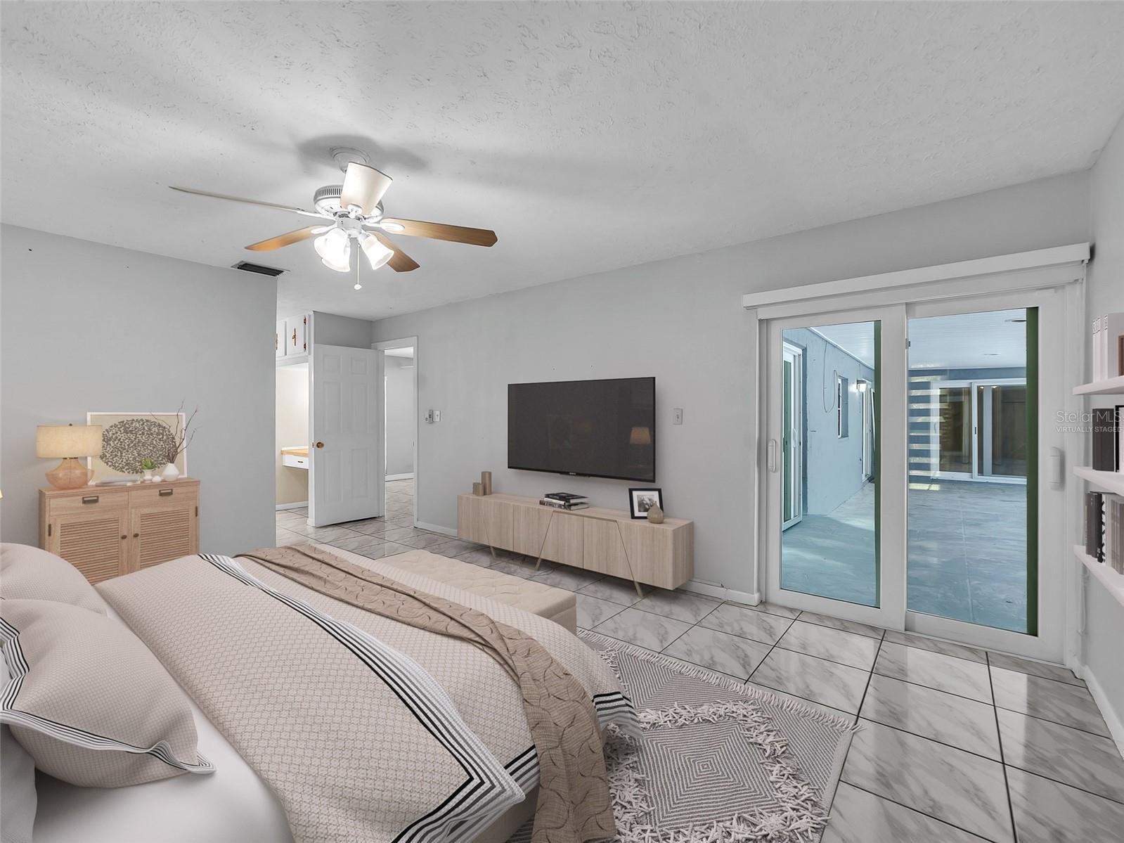 TAMPA DOWNS HEIGHTS - Residential