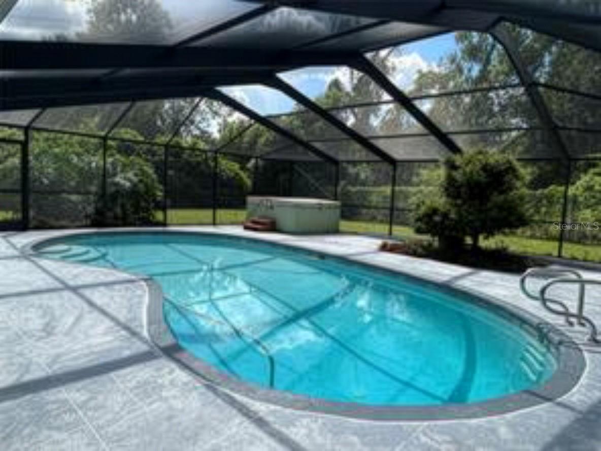 TAMPA DOWNS HEIGHTS - Residential