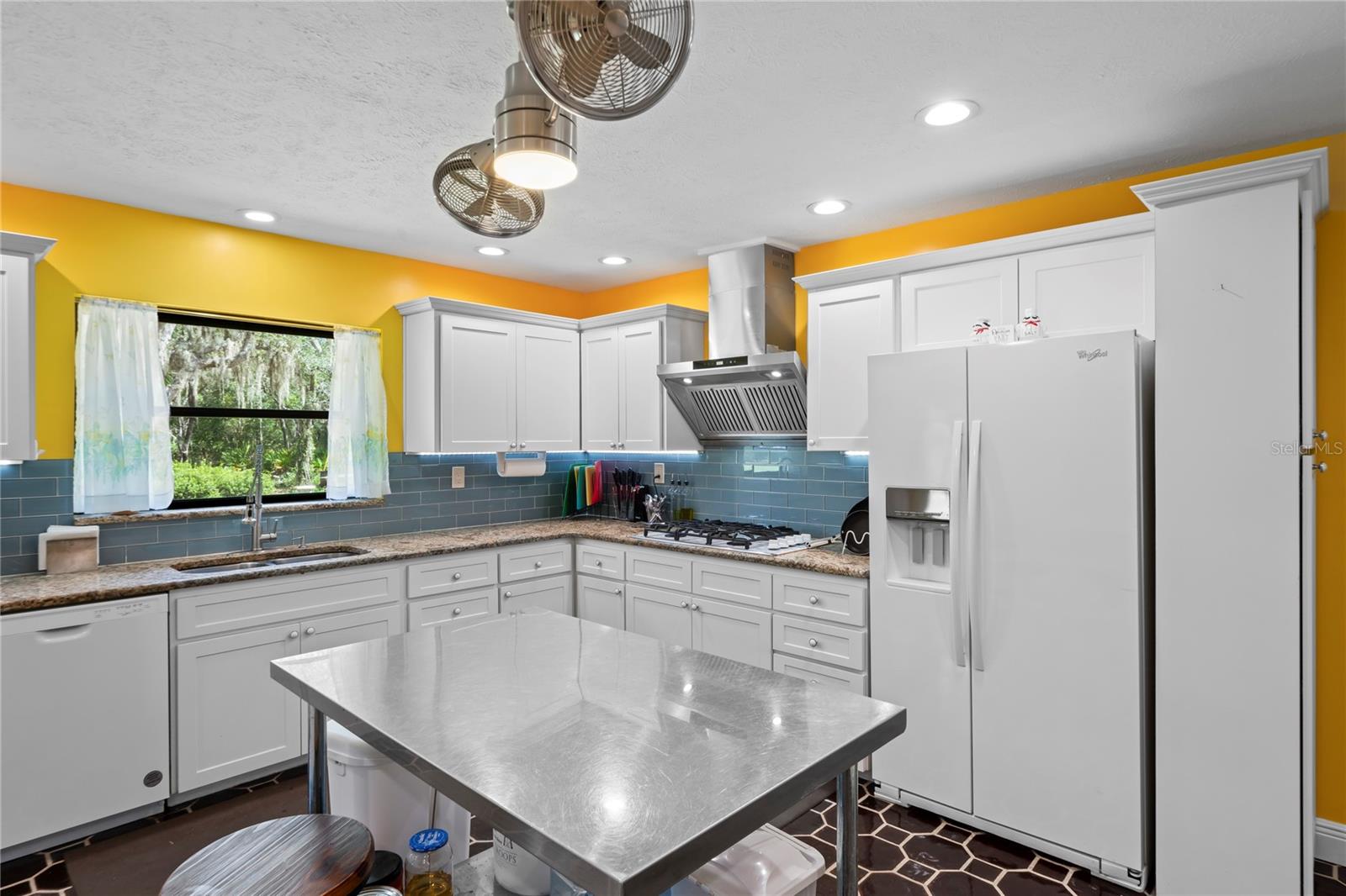 HIGHLANDS UNREC - Residential