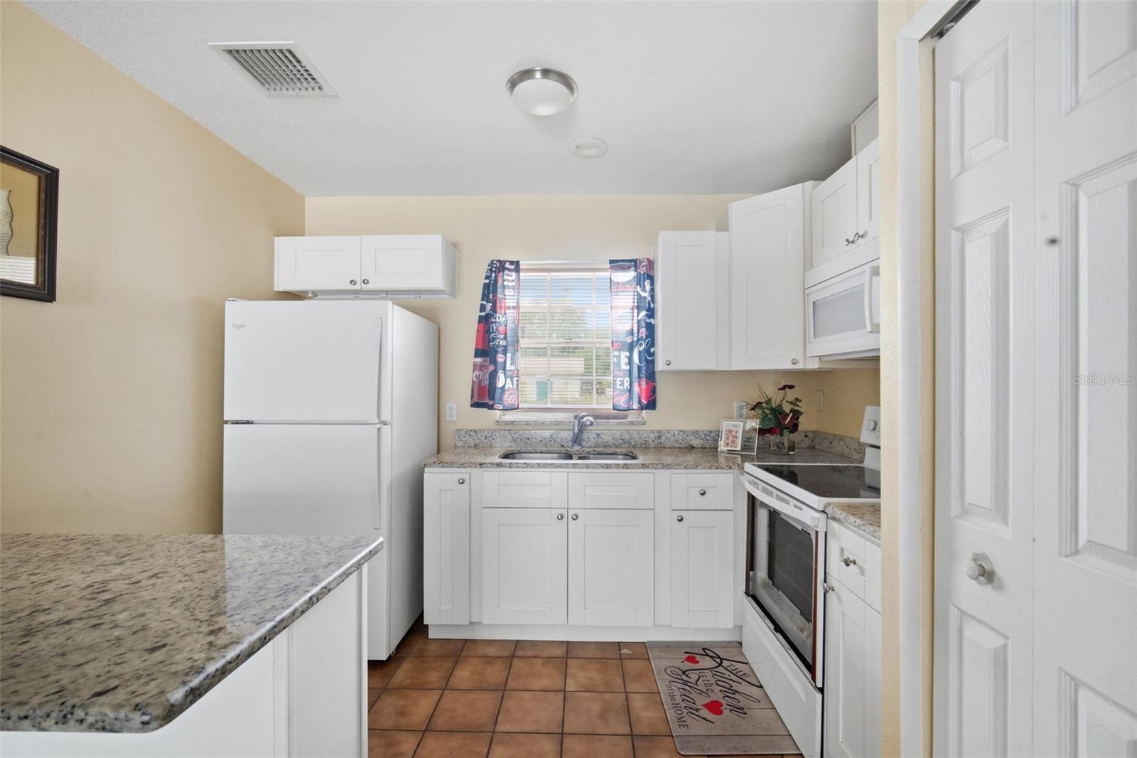 DEL RIO ESTATES UNIT 8 - Residential