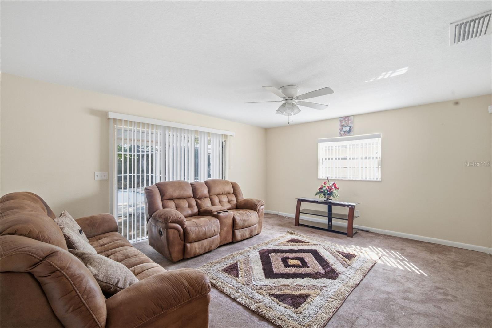 4449 TARPON DRIVE
