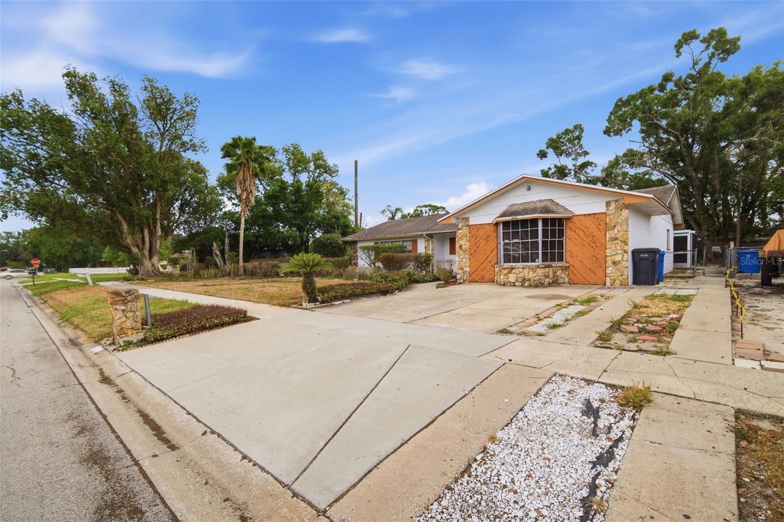 DEL RIO ESTATES UNIT 8 - Residential