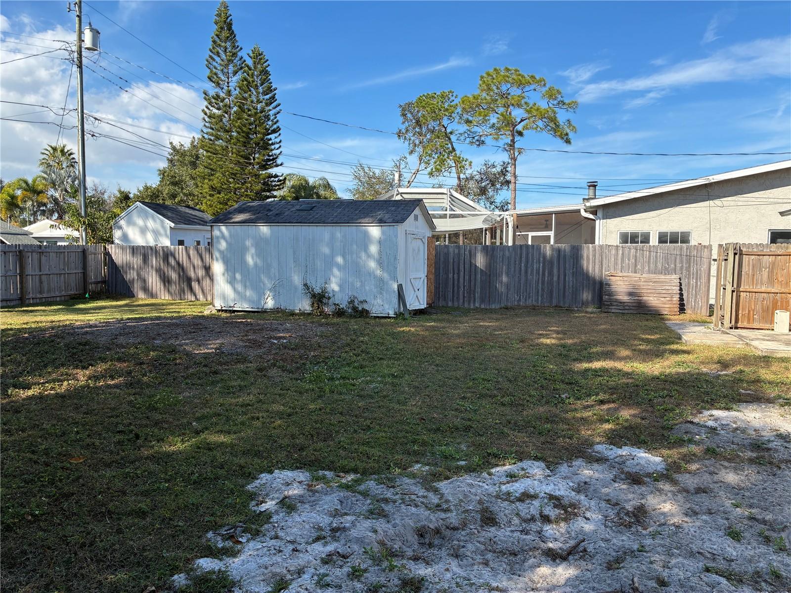 SUN-LIT SHORES - Residential Lease