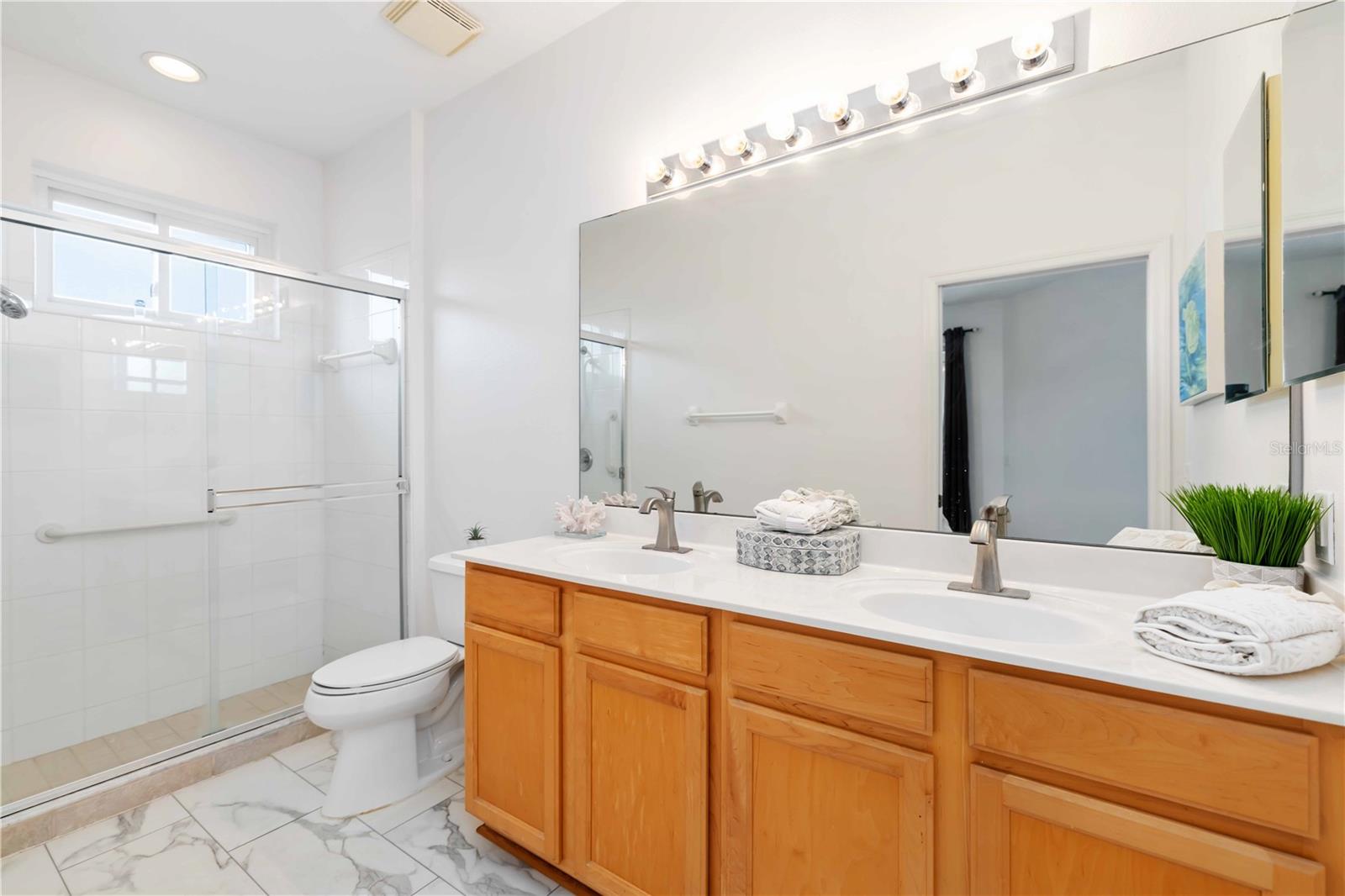 LAKERIDGE FALLS PH 1C - Residential