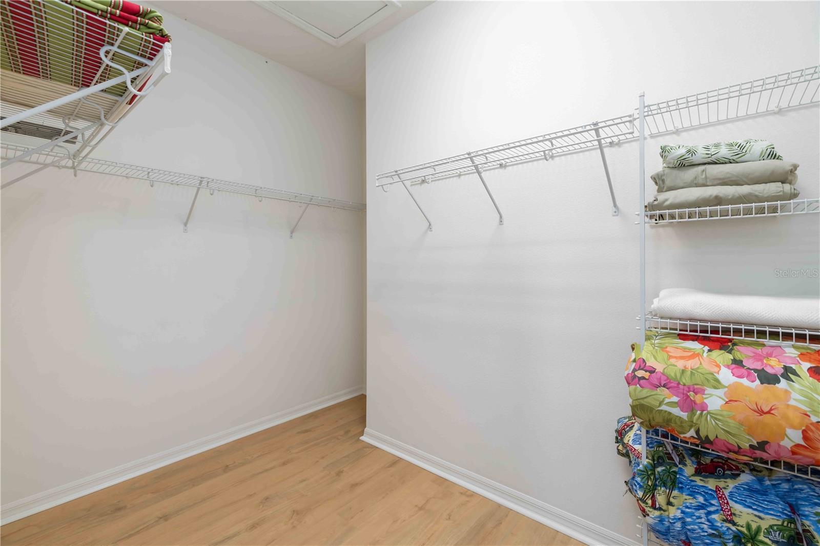 LAKERIDGE FALLS PH 1C - Residential