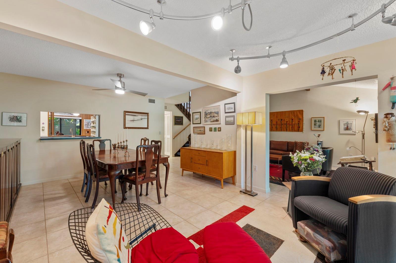 PELICAN COVE III - Residential