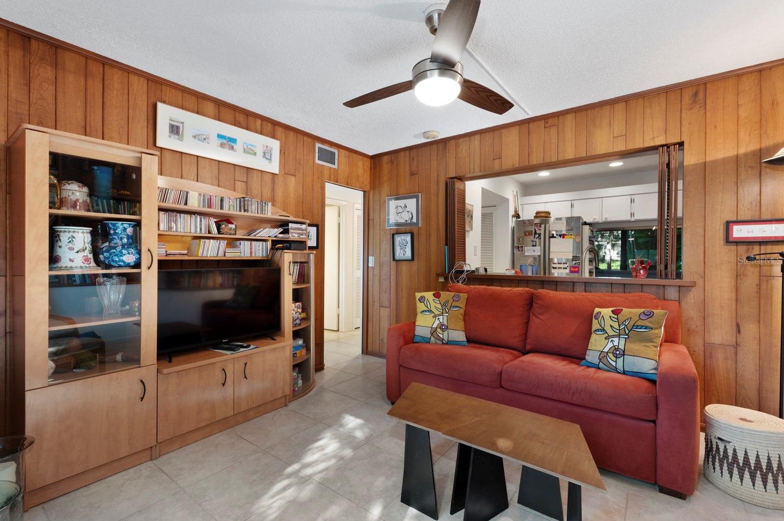 PELICAN COVE III - Residential