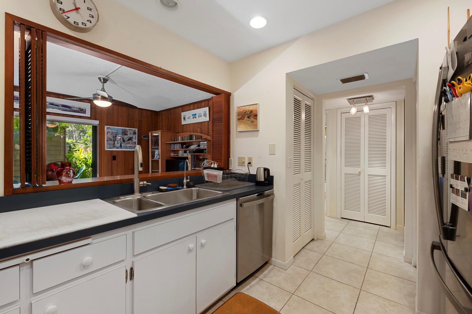 PELICAN COVE III - Residential