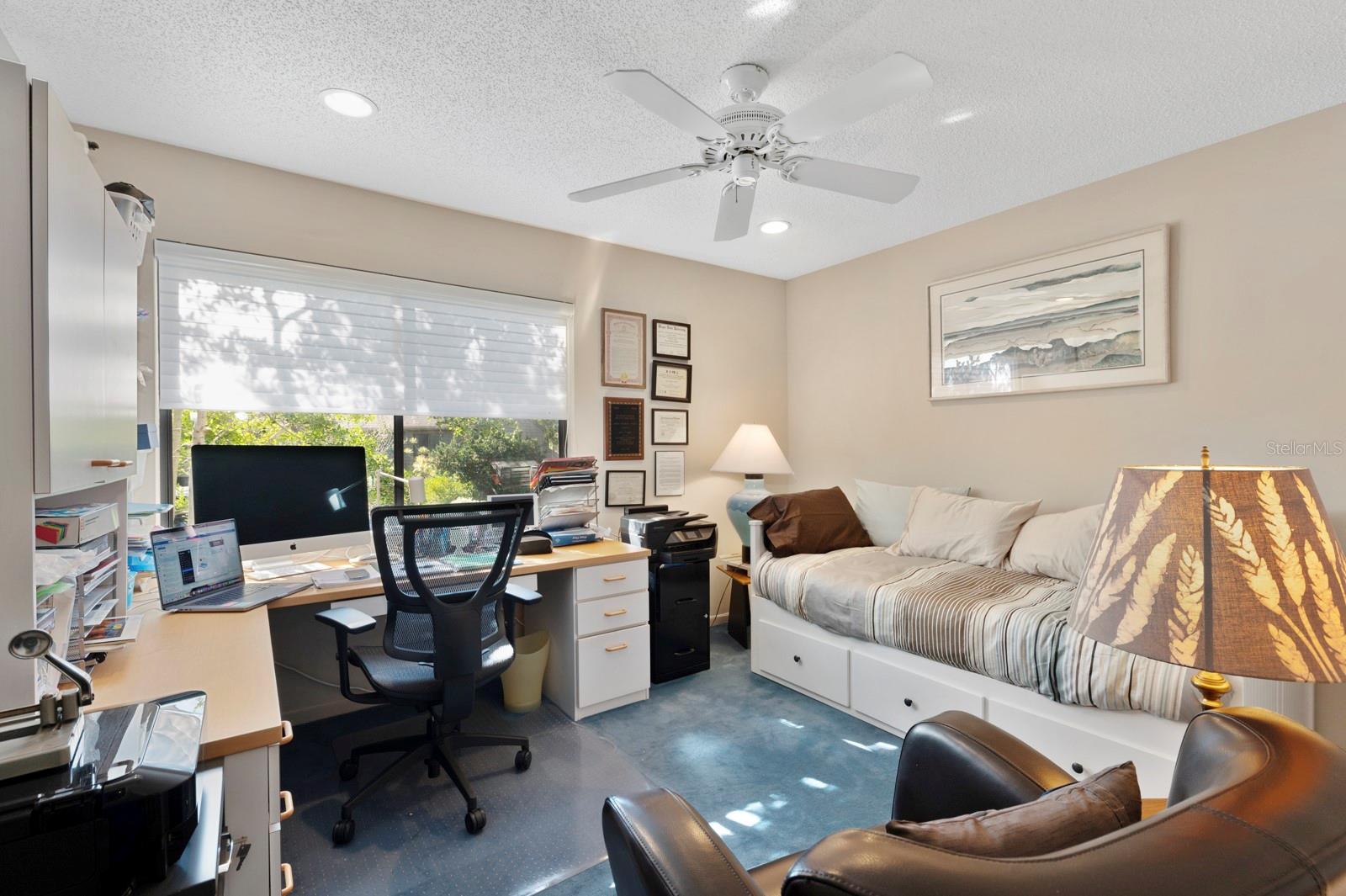 PELICAN COVE III - Residential