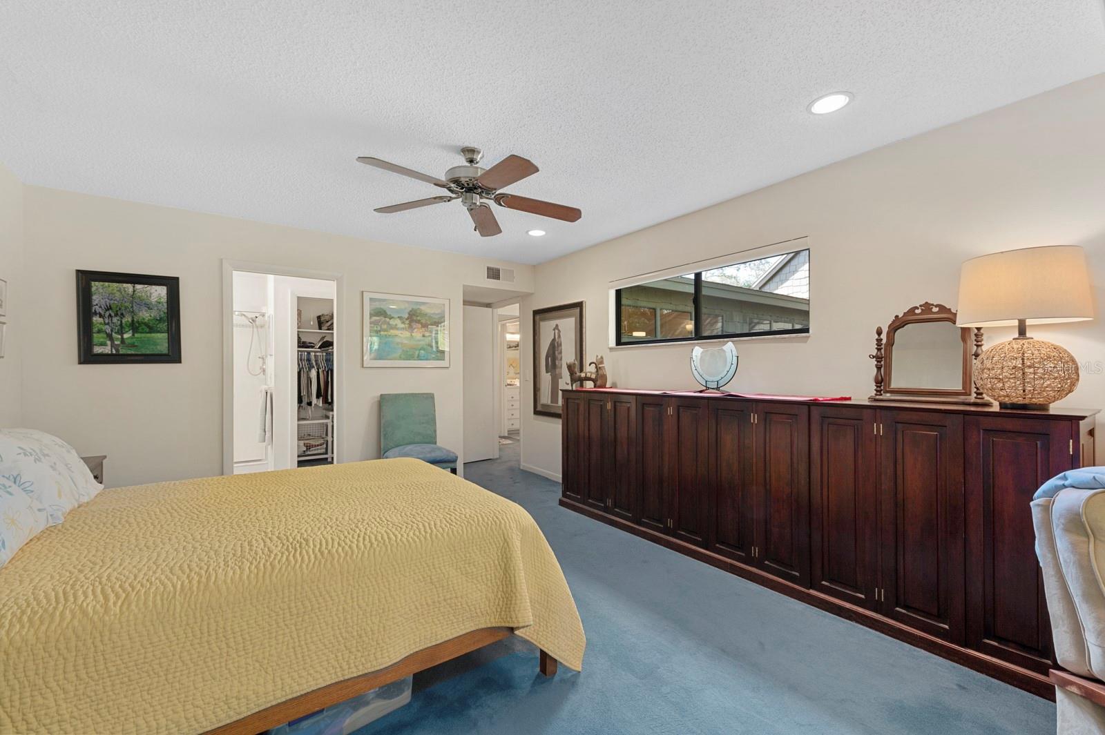 PELICAN COVE III - Residential