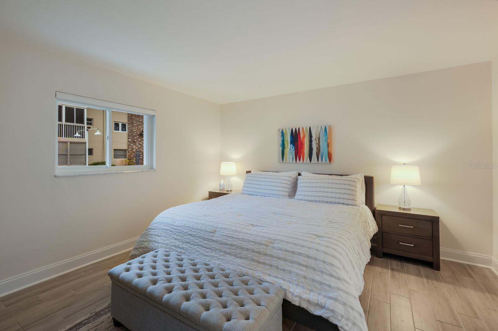 SUNLAND APTS - Residential