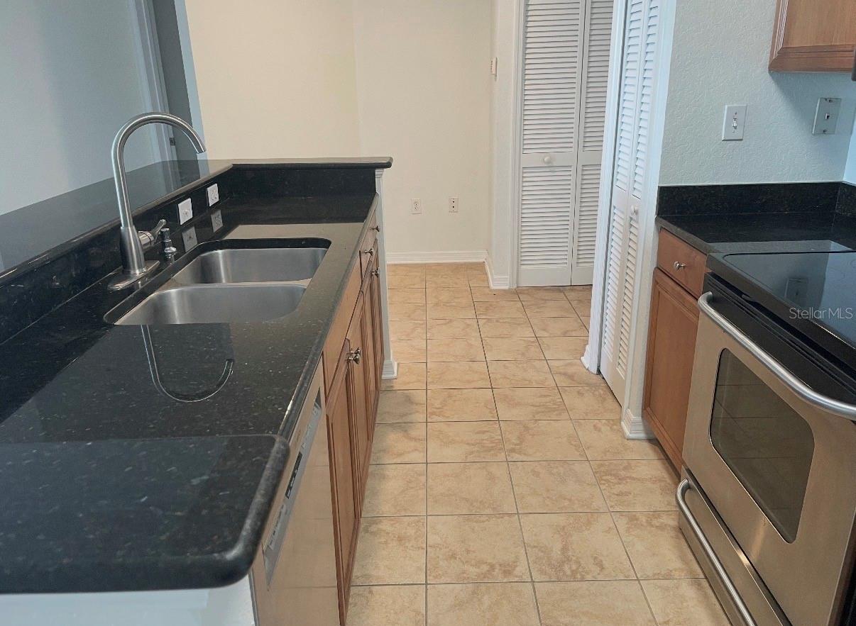 700 S HARBOUR ISLAND BOULEVARD 536