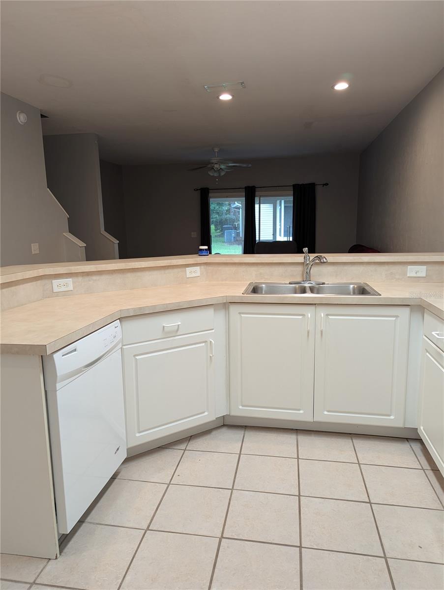 13200 W NEWBERRY ROAD P87