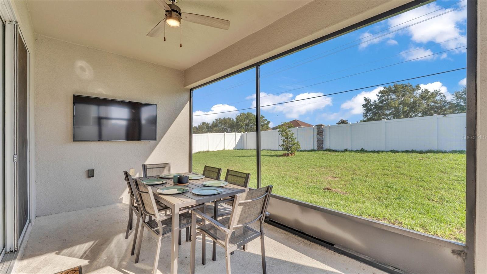 VISTA DEL LAGO PH II REP - Residential