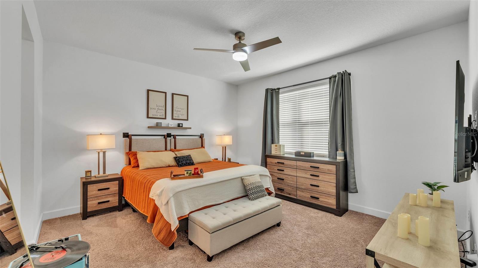 VISTA DEL LAGO PH II REP - Residential