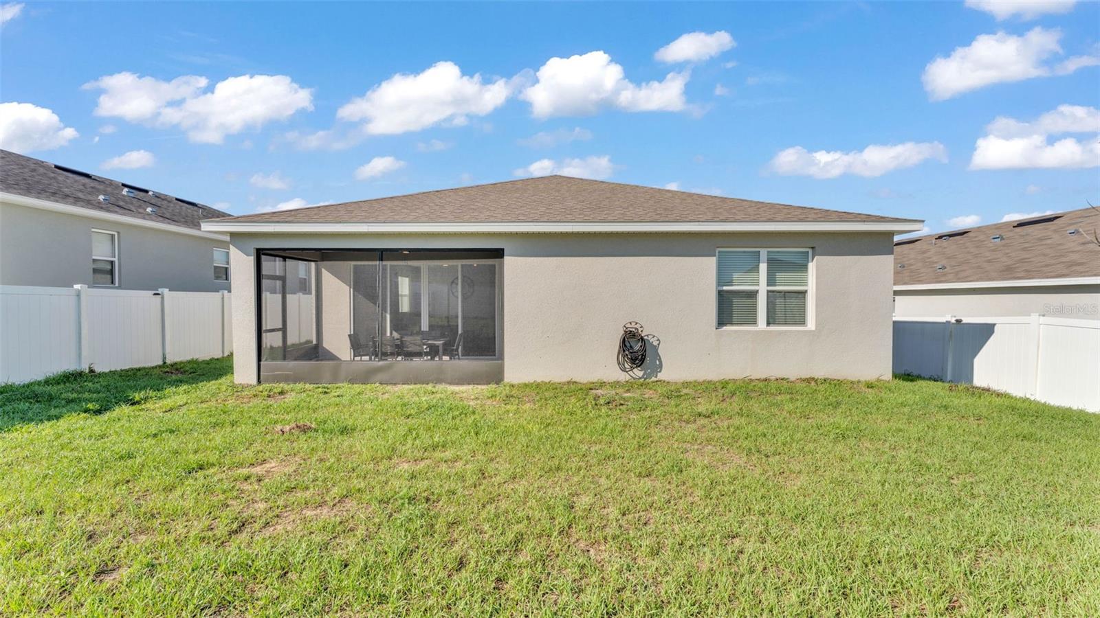 VISTA DEL LAGO PH II REP - Residential