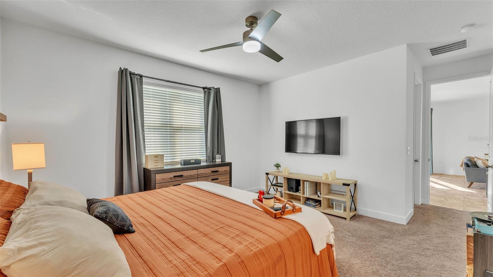 VISTA DEL LAGO PH II REP - Residential