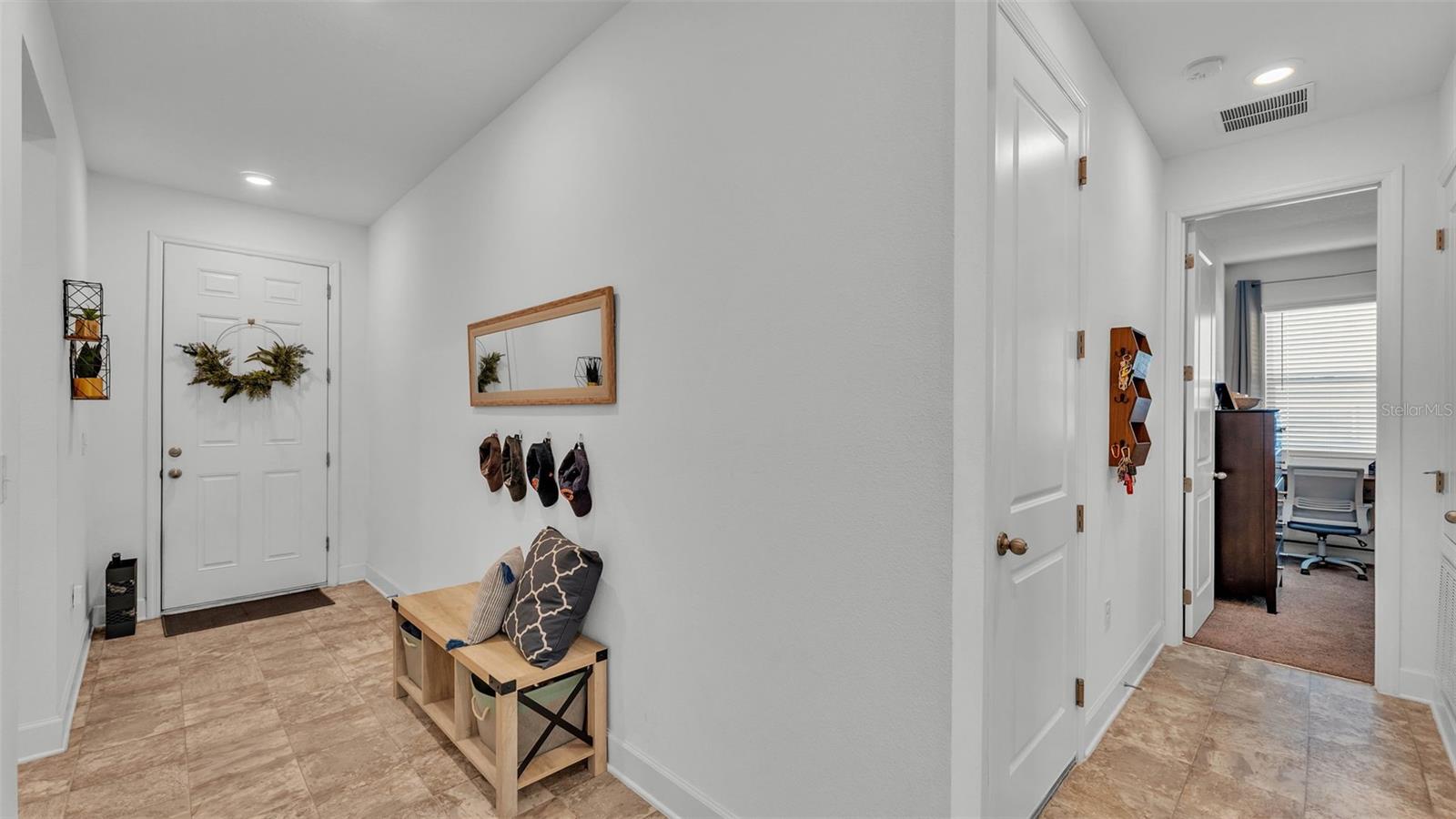 VISTA DEL LAGO PH II REP - Residential