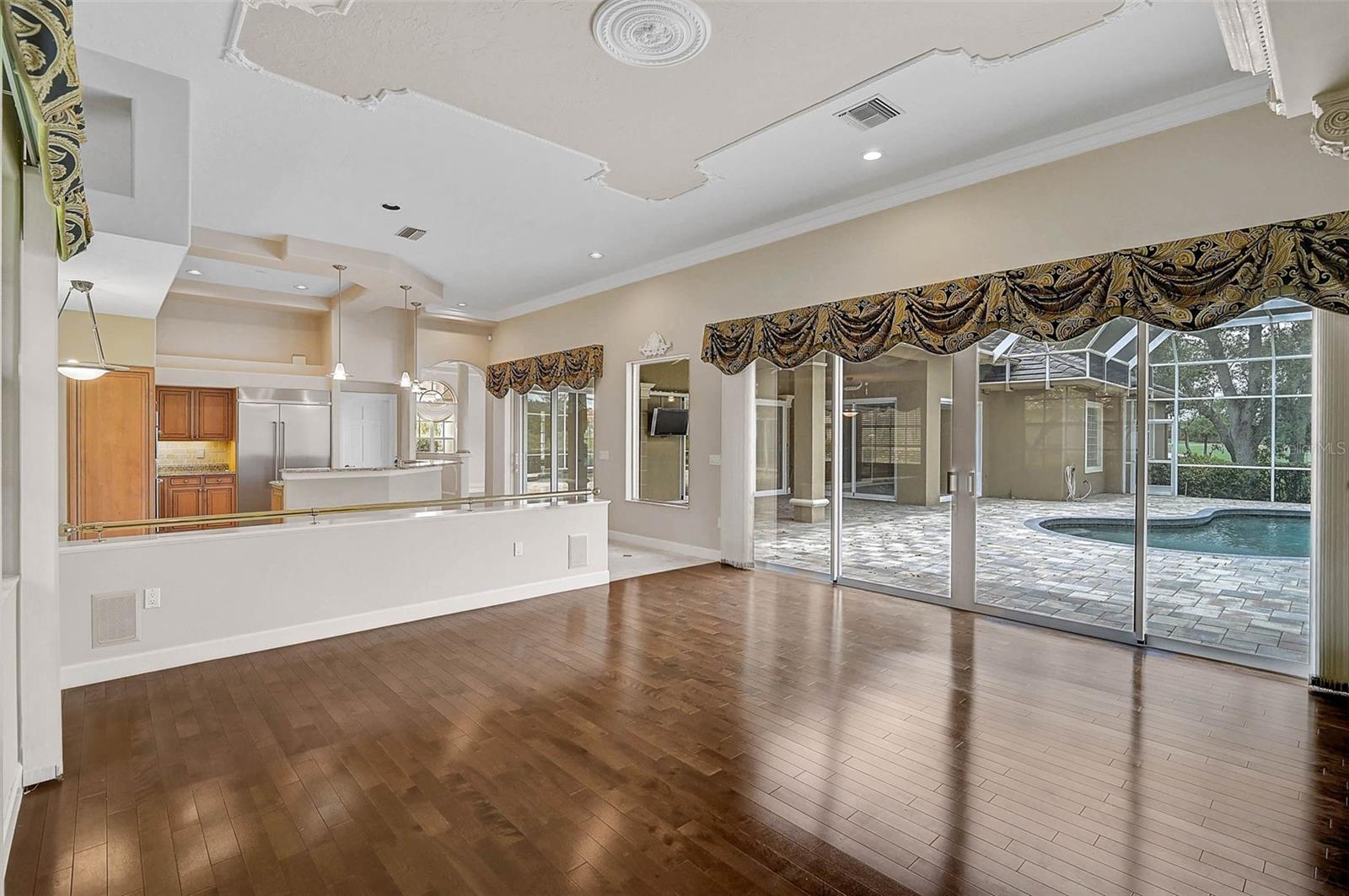 OAKS 2 PH 2 - Residential Lease