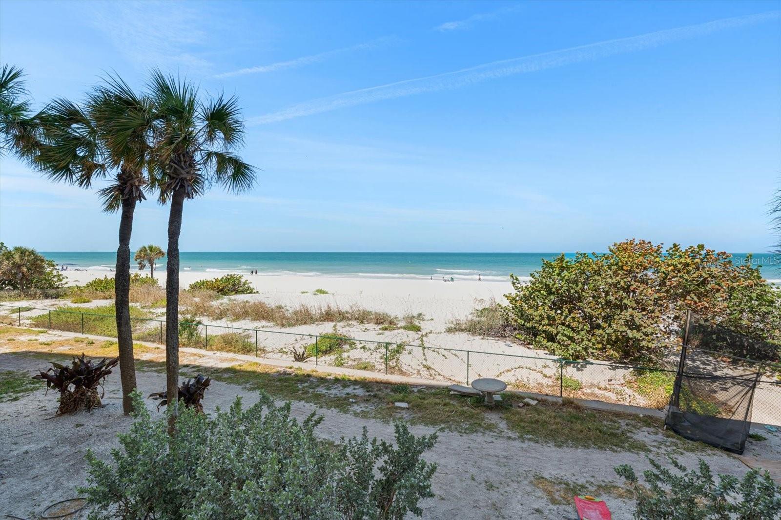 REFLECTIONS ON THE GULF CONDO - Residential