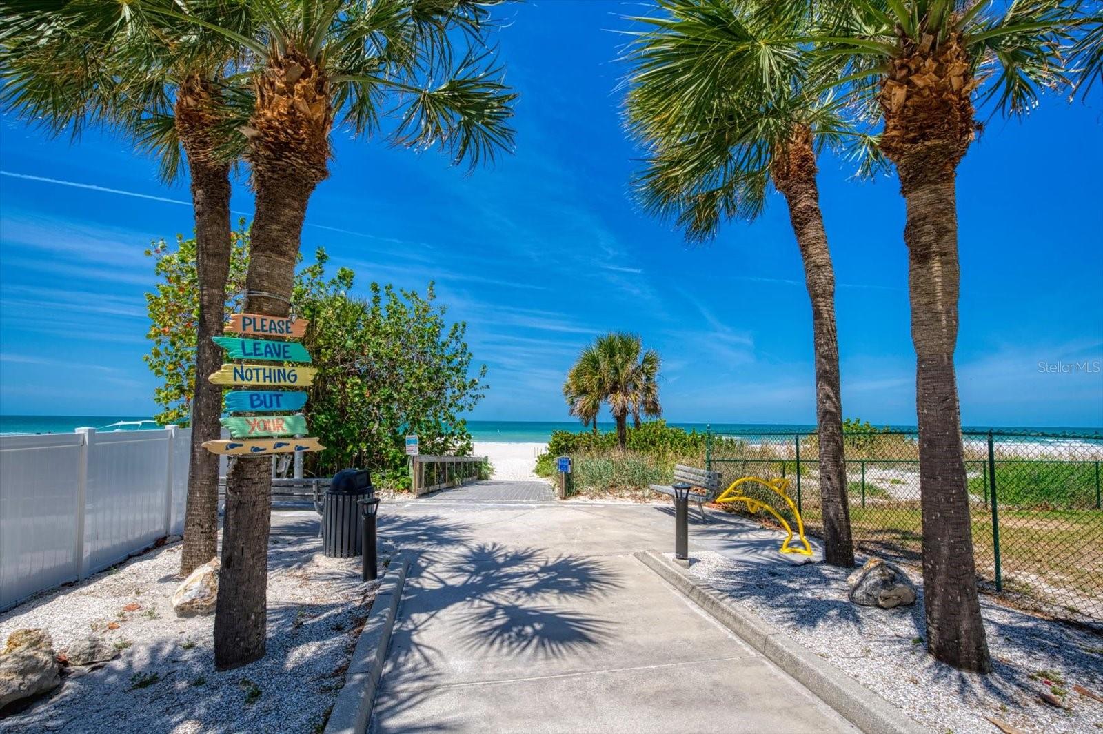 REFLECTIONS ON THE GULF CONDO - Residential