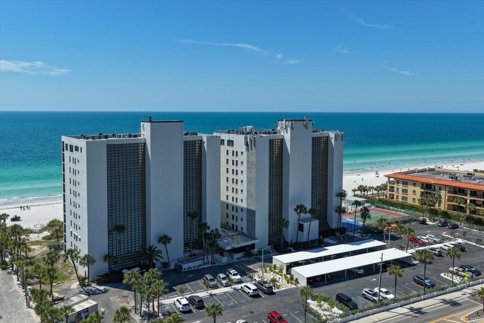 REFLECTIONS ON THE GULF CONDO - Residential