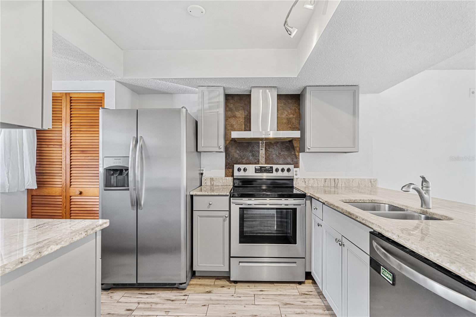 13250 RIDGE ROAD 2-1