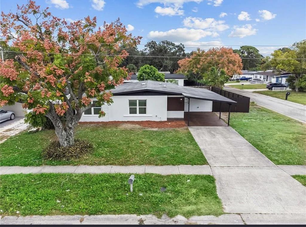 Photo of 5101 Town N Country Boulevard, Tampa, FL 33615 (MLS # TB8506892)